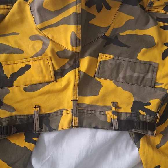 YELLOW CAMO CARGOS - Picture 2 of 6